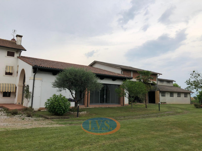 MONTEGALDA (VI) se sogni una vita a ritmo lento, circondato dal verde ma senza rinunciare alle co...