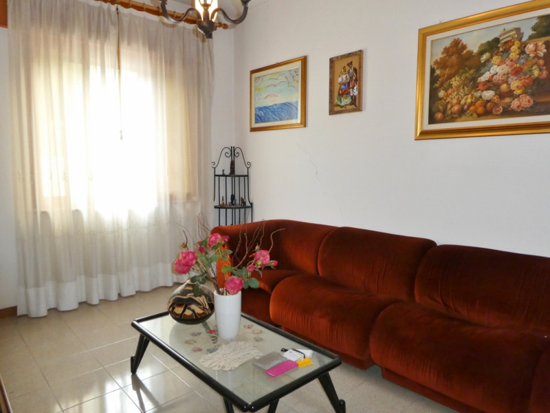 OPPORTUNITA': VENDESI CASA SINGOLA IN COLLINA A SALCEDO - PROVINCIA DI VICENZA - Rif. 8132
In cen...