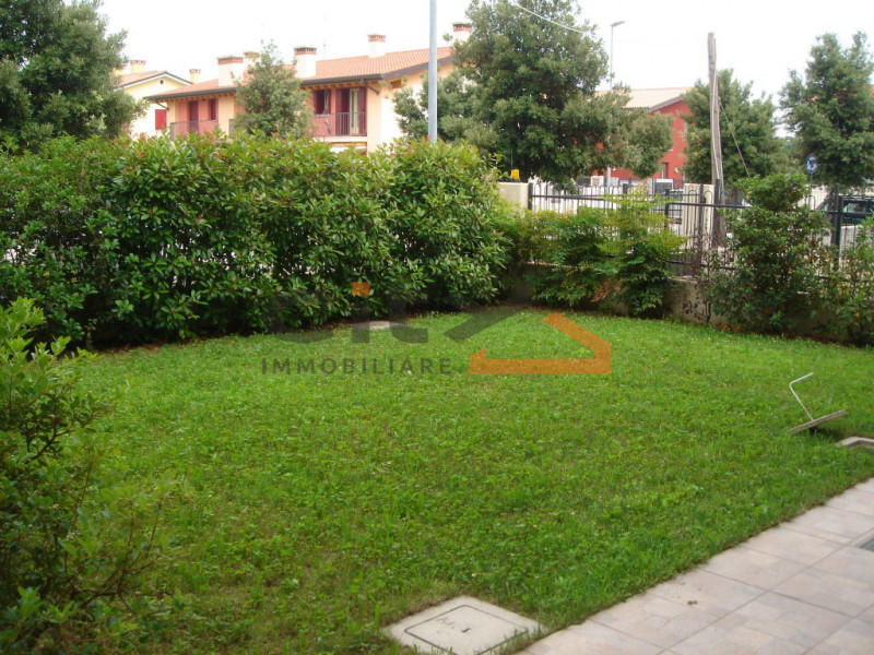 San Giacomo di Romano d'Ezzelino - proponiamo APPARTAMENTO BICAMERE SEMIARREDATO DISPONIBILE DA S...