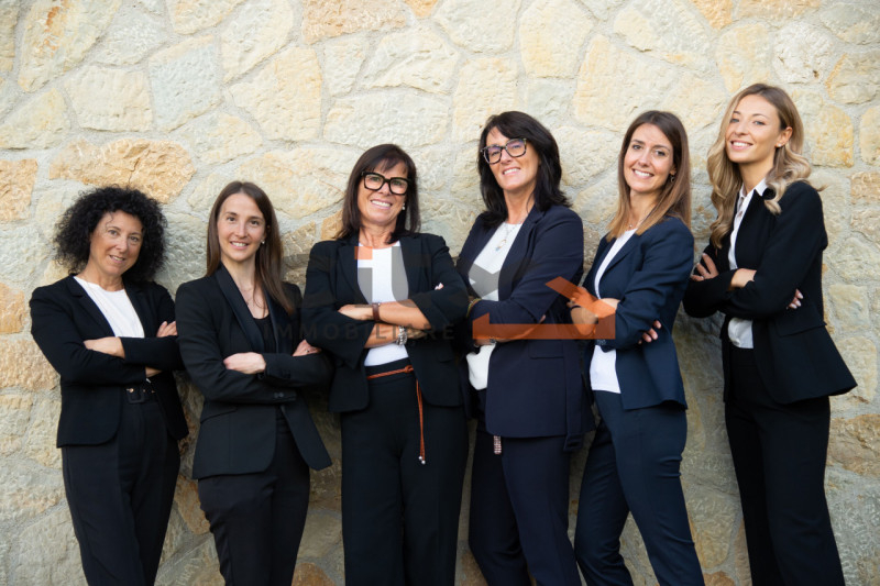 BASSANO DEL GRAPPA vicinanze Ponte Nuovo proponiamo casette autonome di nuova costruzione, divise...