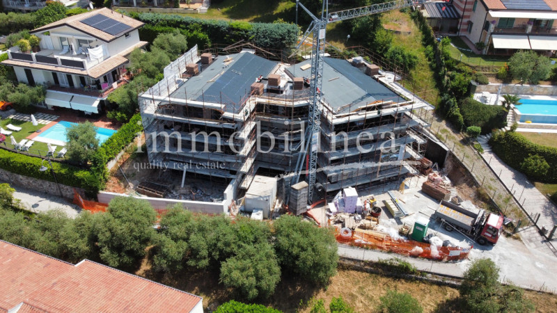 Torri del Benaco Vendita Appartamento quadrilocale