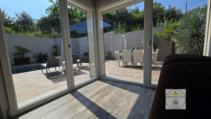 Rif. S391 - Proponiamo in vendita, a due minuti dal centro di Baone, immobile accostato indipende...