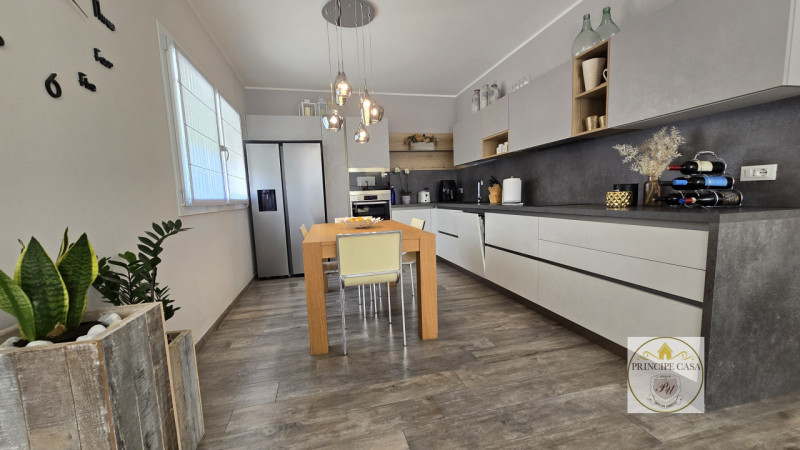 Rif. S391 - Proponiamo in vendita, a due minuti dal centro di Baone, immobile accostato indipende...