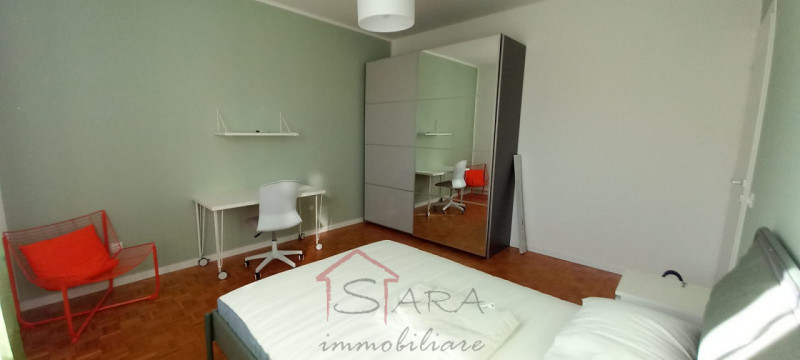 Disponibile dal 1 gennaio. 

CAMERA con LETTO MATRIMONIALE in appartamento in ottimo stato, ristr...