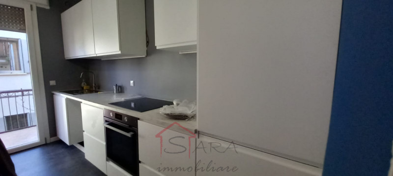 Disponibile dal 1 gennaio. 

CAMERA con LETTO MATRIMONIALE in appartamento in ottimo stato, ristr...