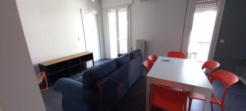 Disponibile dal 1 gennaio. 

CAMERA con LETTO MATRIMONIALE in appartamento in ottimo stato, ristr...