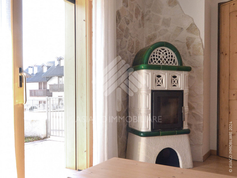 Vivere la stagione autunnale e quella invernale in questo Chalet sarà un'esperienza indimenticabi...