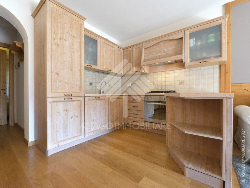 Vivere la stagione autunnale e quella invernale in questo Chalet sarà un'esperienza indimenticabi...