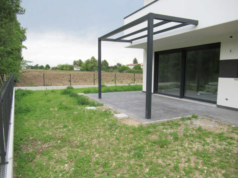 A Carità di Villorba (TV), proponiamo in vendita ampia porzione di abbinata (108 mq calpestabili ...