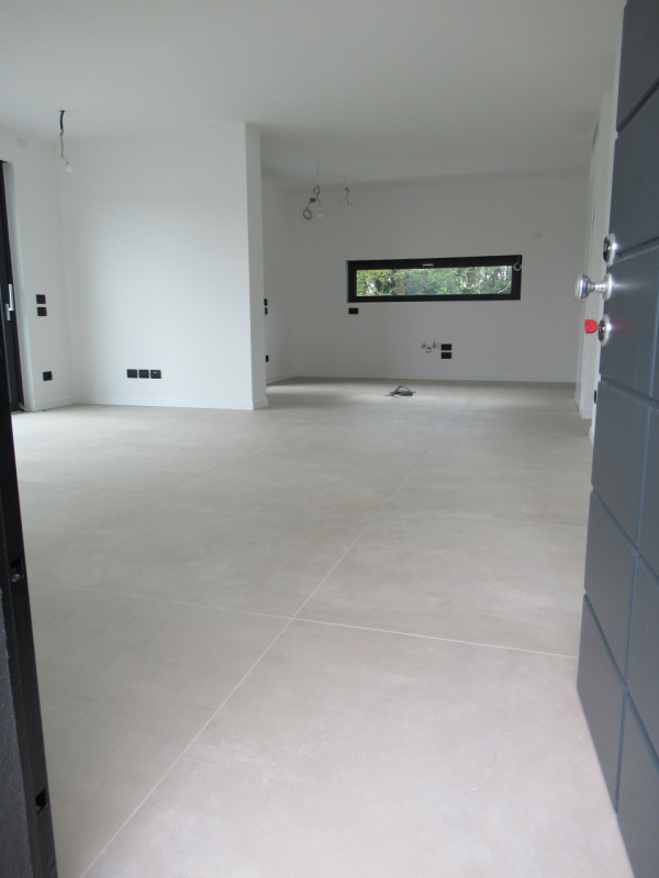 A Carità di Villorba (TV), proponiamo in vendita ampia porzione di abbinata (108 mq calpestabili ...