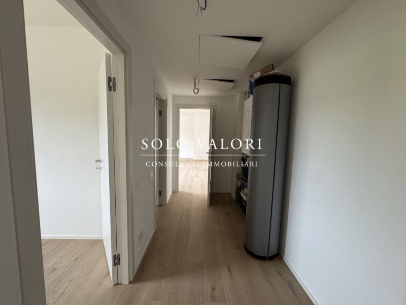 Rif. BA221-A11 – Info m./WhatsApp +39 393 9878704 Daniel

Se stai cercando una casa nuova, spazio...