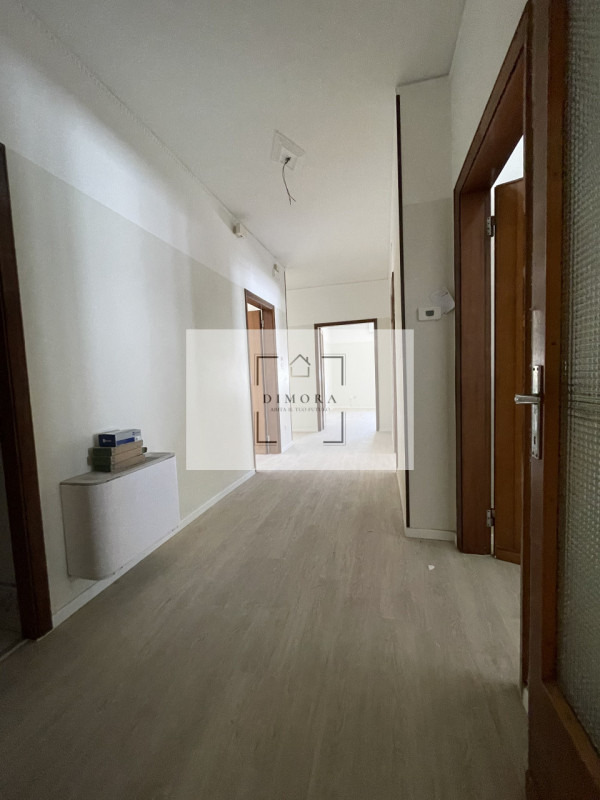 PADOVA-CHIESANUOVA: Rif.AD33 

ARREDATO Disponibile da DICEMBRE 2025 appartamento completamente r...