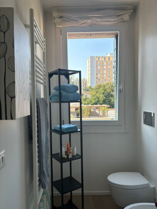 LOC06 CENTRO STORICO affittasi in zona centralissima elegante bilocale completamente ristrutturat...