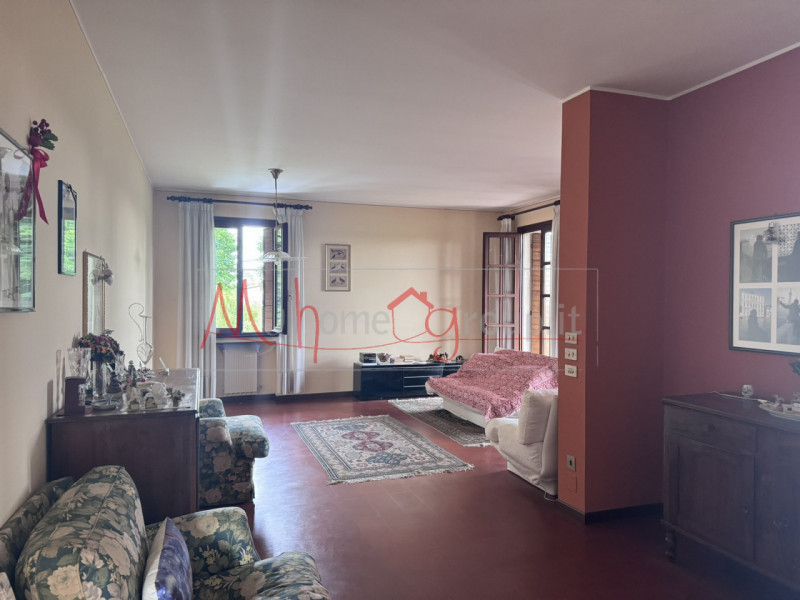 Villa singola in vendita a Rubano
Proponiamo in vendita una villa singola di circa 250 mq con un ...