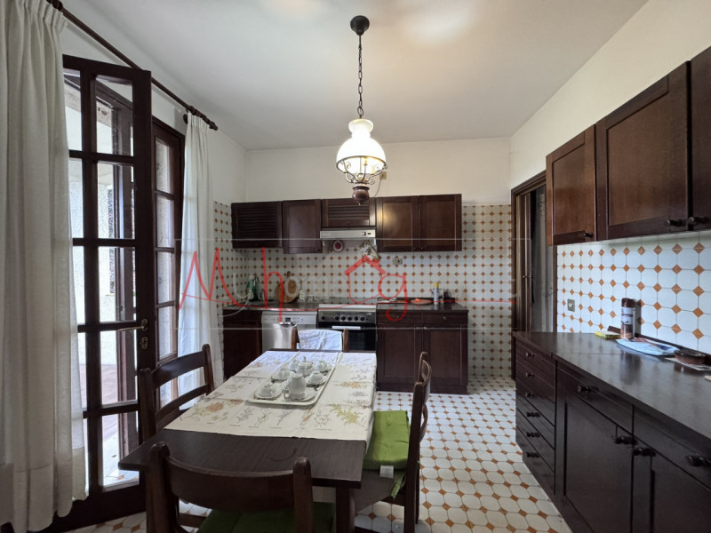Villa singola in vendita a Rubano
Proponiamo in vendita una villa singola di circa 250 mq con un ...