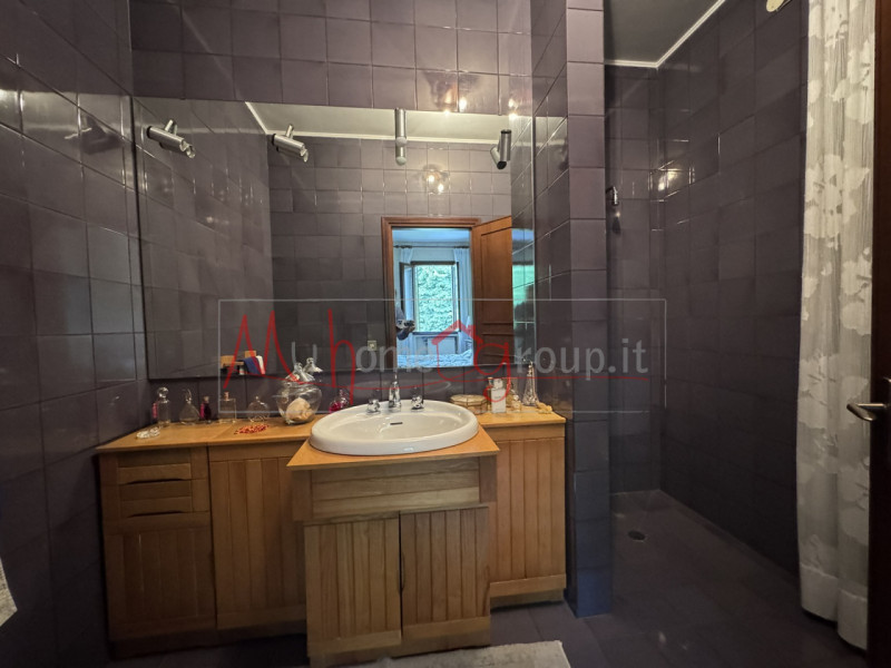 Villa singola in vendita a Rubano
Proponiamo in vendita una villa singola di circa 250 mq con un ...