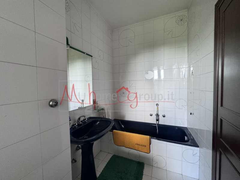 Villa singola in vendita a Rubano
Proponiamo in vendita una villa singola di circa 250 mq con un ...