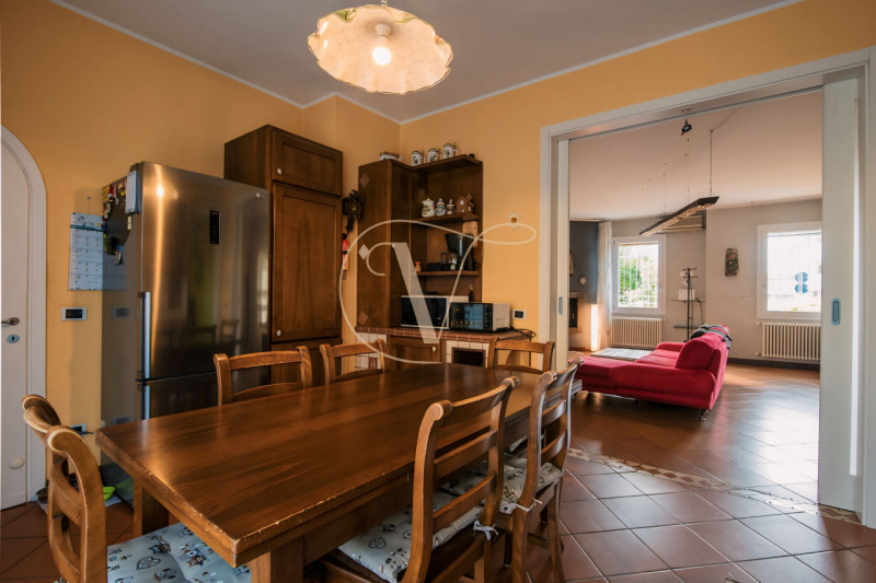 Ti piacerebbe fare aperitivo o far giocare i tuoi bambini comodamente a 5 minuti da casa? 

In ve...