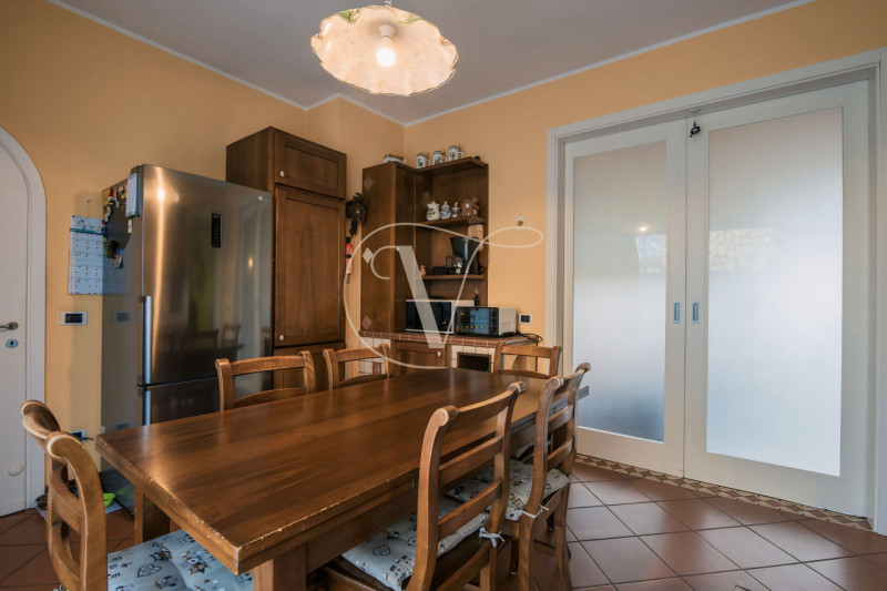 Ti piacerebbe fare aperitivo o far giocare i tuoi bambini comodamente a 5 minuti da casa? 

In ve...