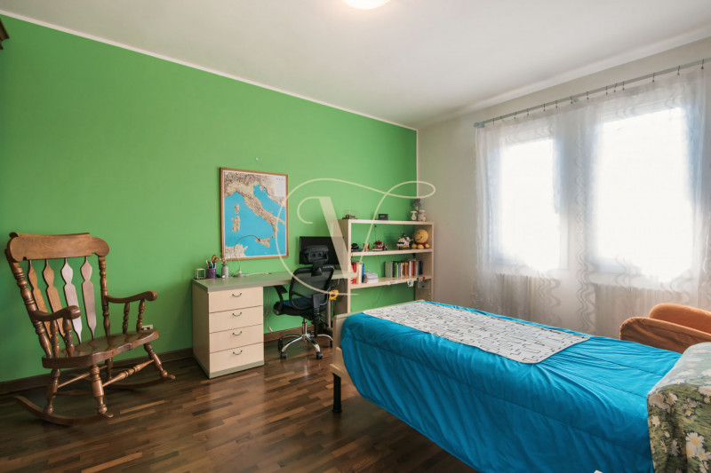 Ti piacerebbe fare aperitivo o far giocare i tuoi bambini comodamente a 5 minuti da casa? 

In ve...