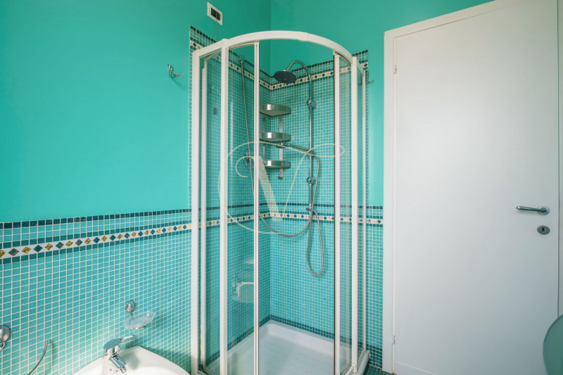 Ti piacerebbe fare aperitivo o far giocare i tuoi bambini comodamente a 5 minuti da casa? 

In ve...