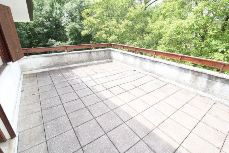 Splendida casa singola in vendita a Crespadoro, nella tranquilla località di Marana. Immersa nel ...