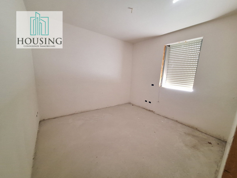 Al confine tra Abano Terme e Montegrotto Terme, a pochi minuti dalla zona pedonale e dal parco ur...