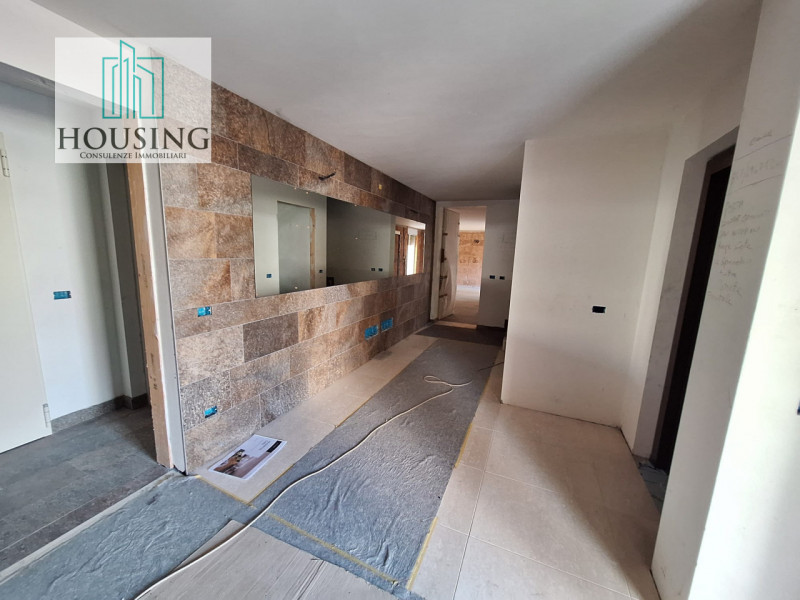 Al confine tra Abano Terme e Montegrotto Terme, a pochi minuti dalla zona pedonale e dal parco ur...