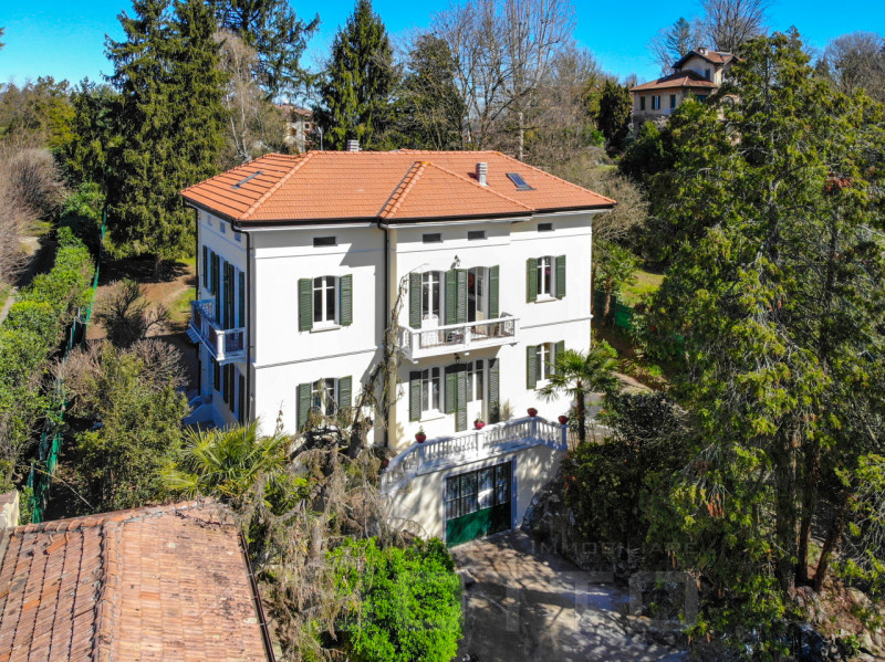Castelletto sopra Ticino Vendita Villa d'epoca