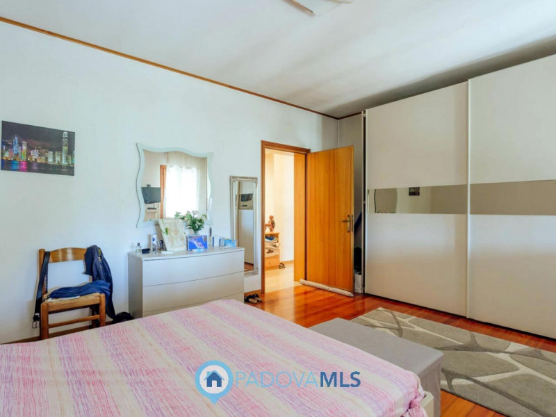 Immobile in esclusiva al Gruppo Padova MLS

Cinto Euganeo - A Valnogaredo proponiamo immobile cos...