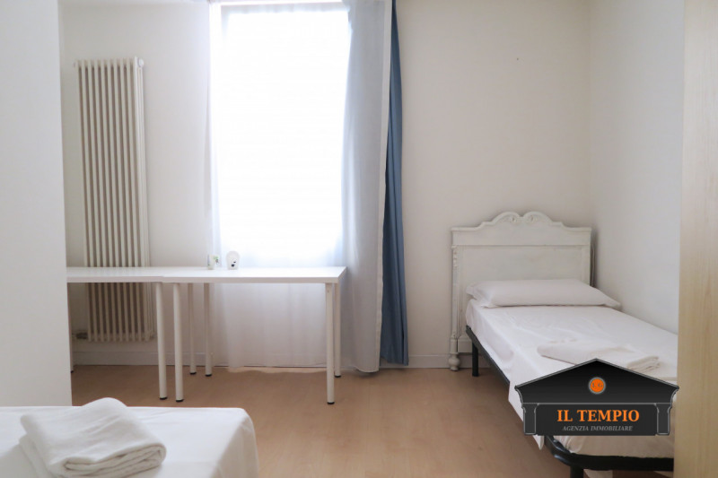 Camere singole per studenti Piazza San Pietro Vicenza.

Affittasi 4 camere singole riservate escl...
