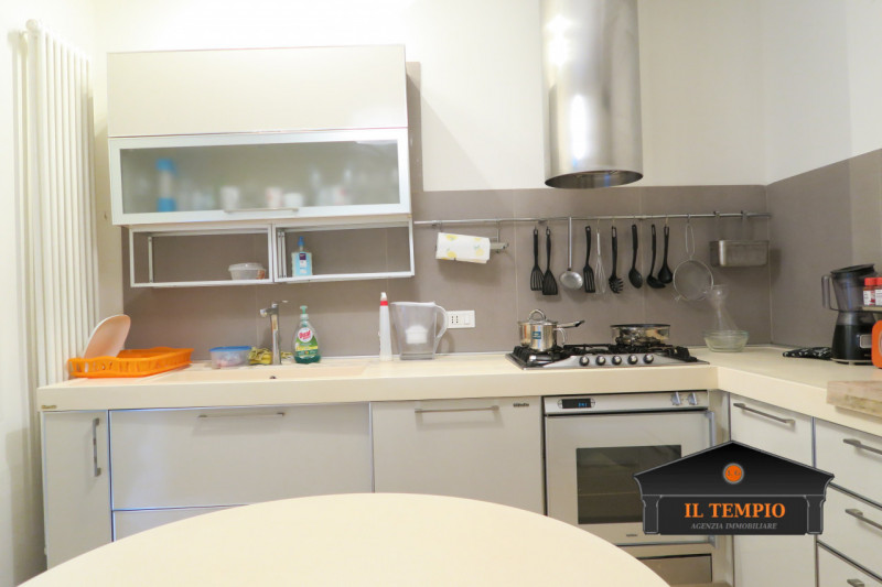 **Affittasi Camera per Studenti**

Sono disponibili **4 camere singole** in un accogliente studen...