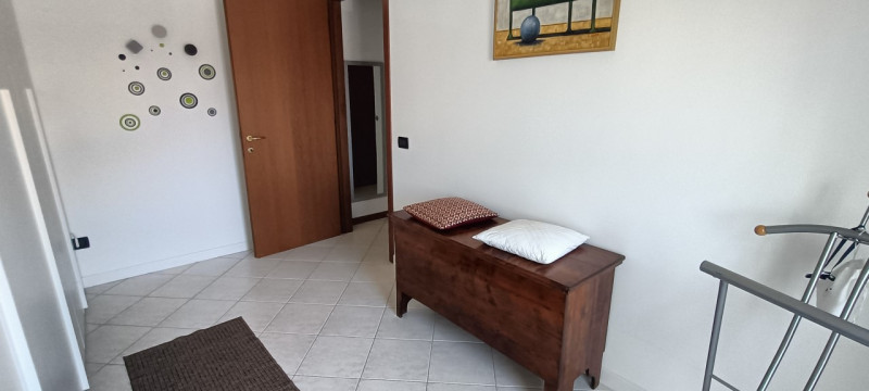 Se cerchi una soluzione immediata, curata e comoda alla zona sud di Padova, questo recente bicame...