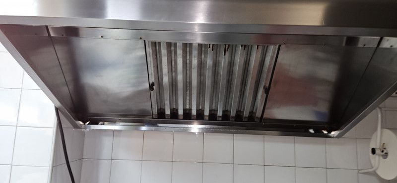 In affitto a Este, situata in una zona strategica e di facile accesso, proponiamo interessante at...