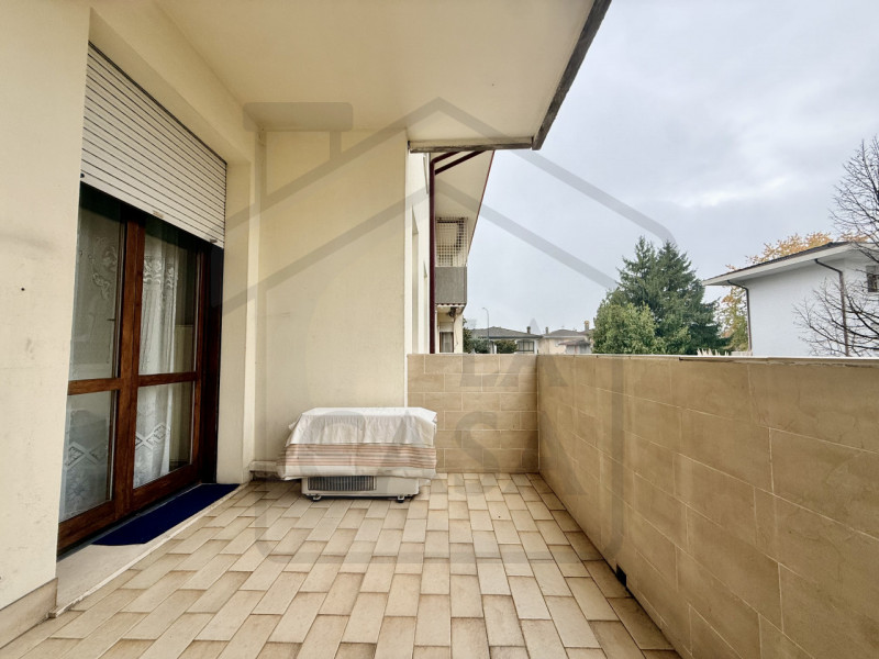 ABANO TERME - Nel prestigioso e ricercato quartiere San Lorenzo di Abano Terme, proponiamo in ven...