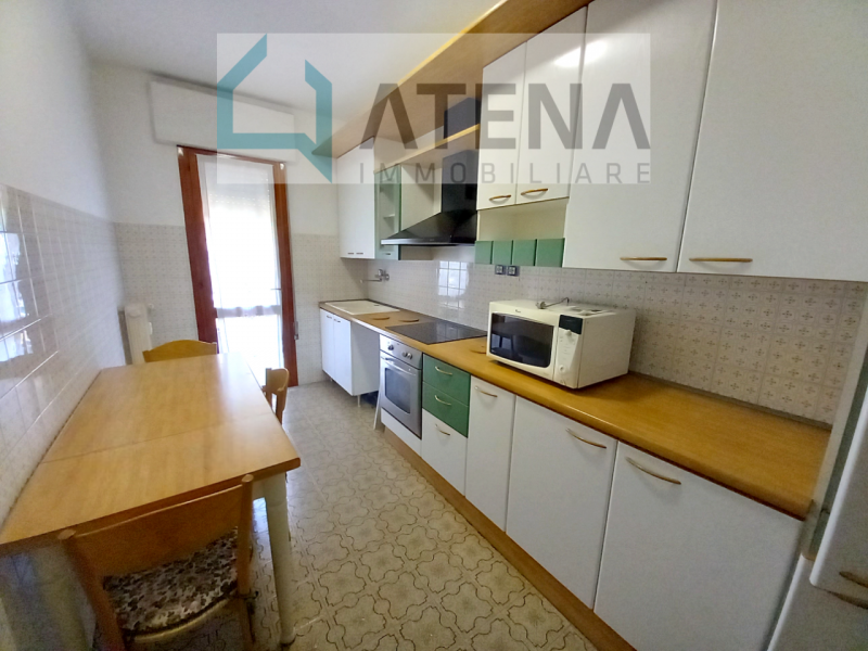 rif. 24657

PADOVA- ARCELLA SAN GREGORIO

LEGGERE TUTTO L'ANNUNCIO

Si affitta SOLO A RAGAZZE STU...