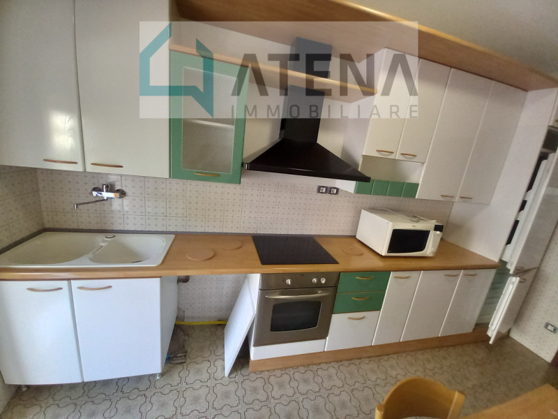 rif. 24657

PADOVA- ARCELLA SAN GREGORIO

LEGGERE TUTTO L'ANNUNCIO

Si affitta SOLO A RAGAZZE STU...