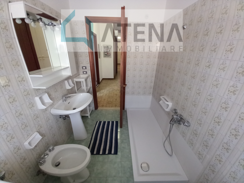 rif. 24657

PADOVA- ARCELLA SAN GREGORIO

LEGGERE TUTTO L'ANNUNCIO

Si affitta SOLO A RAGAZZE STU...