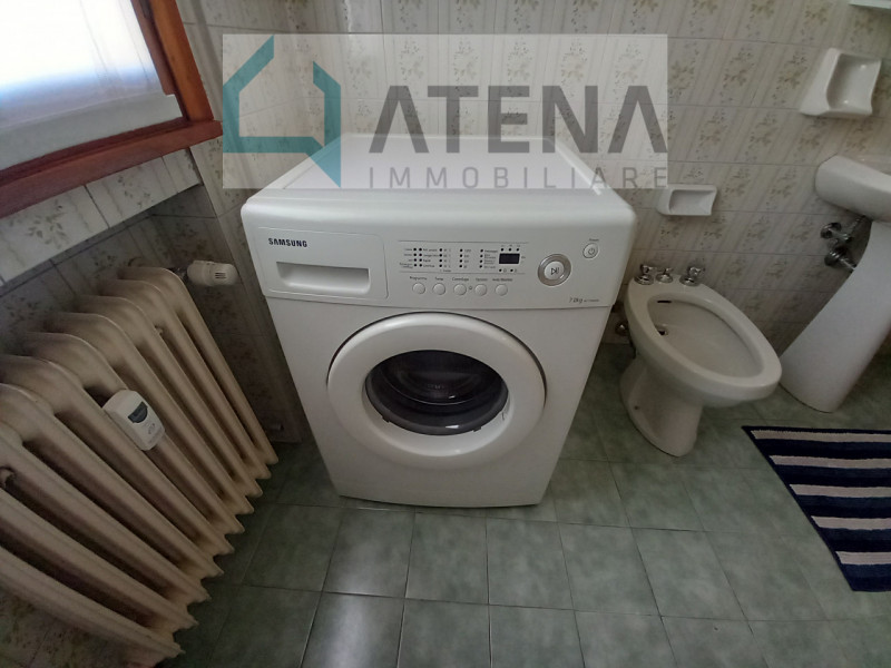 rif. 24657

PADOVA- ARCELLA SAN GREGORIO

LEGGERE TUTTO L'ANNUNCIO

Si affitta SOLO A RAGAZZE STU...