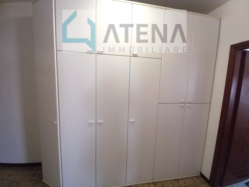 rif. 24657

PADOVA- ARCELLA SAN GREGORIO

LEGGERE TUTTO L'ANNUNCIO

Si affitta SOLO A RAGAZZE STU...