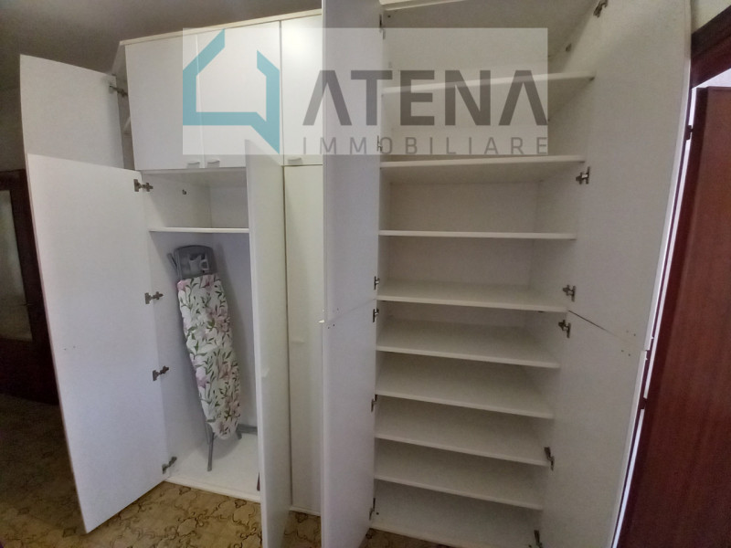 rif. 24657

PADOVA- ARCELLA SAN GREGORIO

LEGGERE TUTTO L'ANNUNCIO

Si affitta SOLO A RAGAZZE STU...