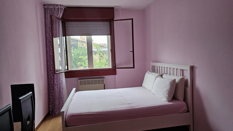 PADOVA – ZONA SACRA FAMIGLIA. Proponiamo in locazione un luminoso e spazioso appartamento pentalo...