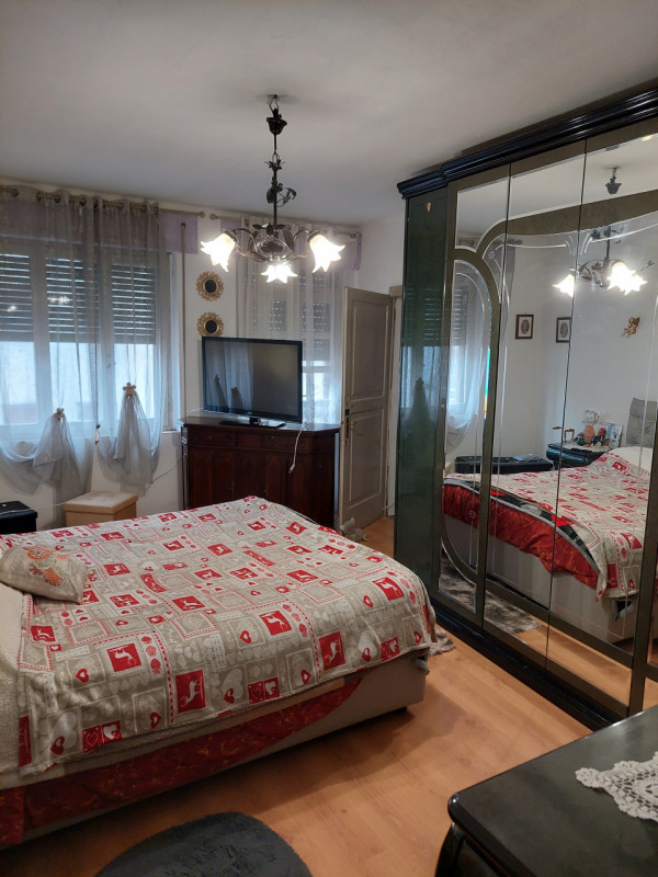 Casa a schiera di porzione centrale in vendita nel comune di Torrebelvicino, situata nella zona c...