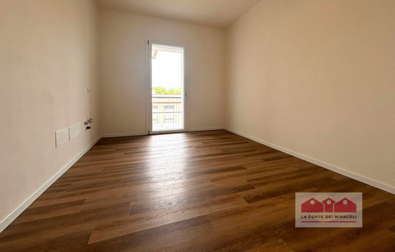 ZONA SANTA BERTILLA: BIFAMILIARE IN A4, PIANO TERRA E SECONDO, SOGGIORNO CON ANGOLO COTTURA ARRED...