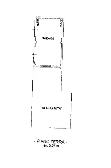 SCORZE'

CASA SINGOLA SU DUE LIVELLI CON AMPIO GIARDINO così distribuita: al piano terra ingresso...