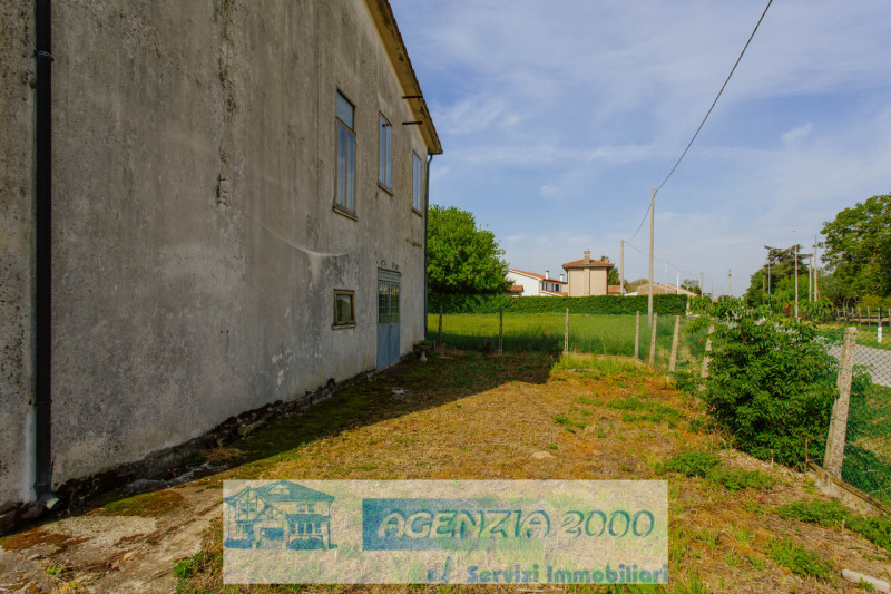 E' L'OCCASIONE CHE ASPETTAVI ..!!! TI HO TROVATO UNA CASA TUTTA TUA DA POTER PERSONALIZZARE... IM...