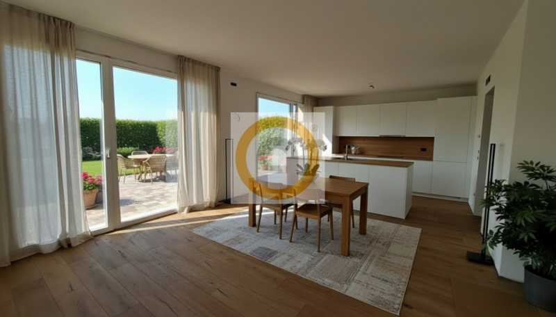 Scopri questa Villa moderna situata a Bassano del Grappa, in un quartiere residenziale molto appr...