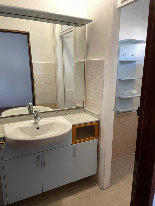 Comune di CANDIANA - APPARTAMENTO di 160 mq + LABORATORIO di 110 mq direttamente collegato con l'...