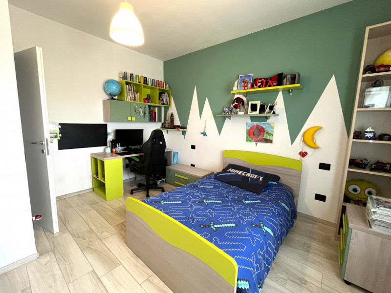 POJANA MAGGIORE: In contesto condominiale di tre unità, porzione abitativa sviluppata su tre live...