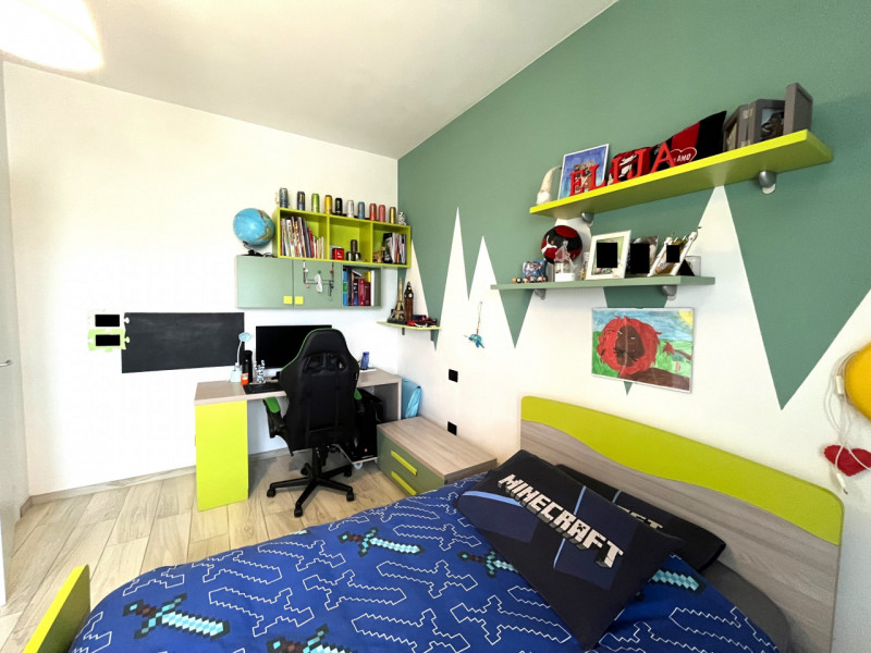 POJANA MAGGIORE: In contesto condominiale di tre unità, porzione abitativa sviluppata su tre live...